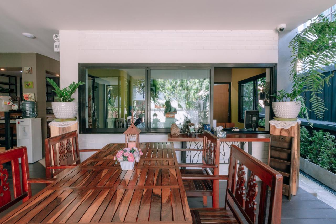 64House Hotell Chiang Mai Eksteriør bilde